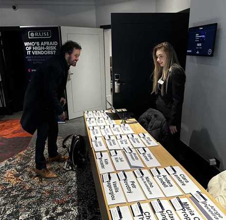 gallerythumbs0010VectorSmartObject